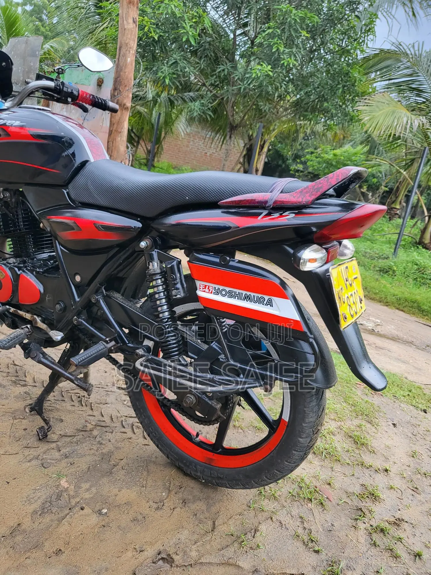 Bajaj Discover 135 2009 Black
