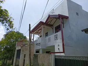 Furnished 3bdrm House in Halpita, Kesbewa for sale