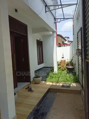 Furnished 3bdrm House in Halpita, Kesbewa for sale