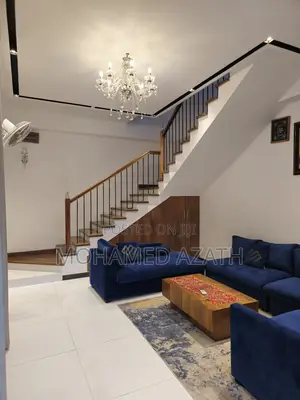 3bdrm House in 3 Story, Wellawatte for sale