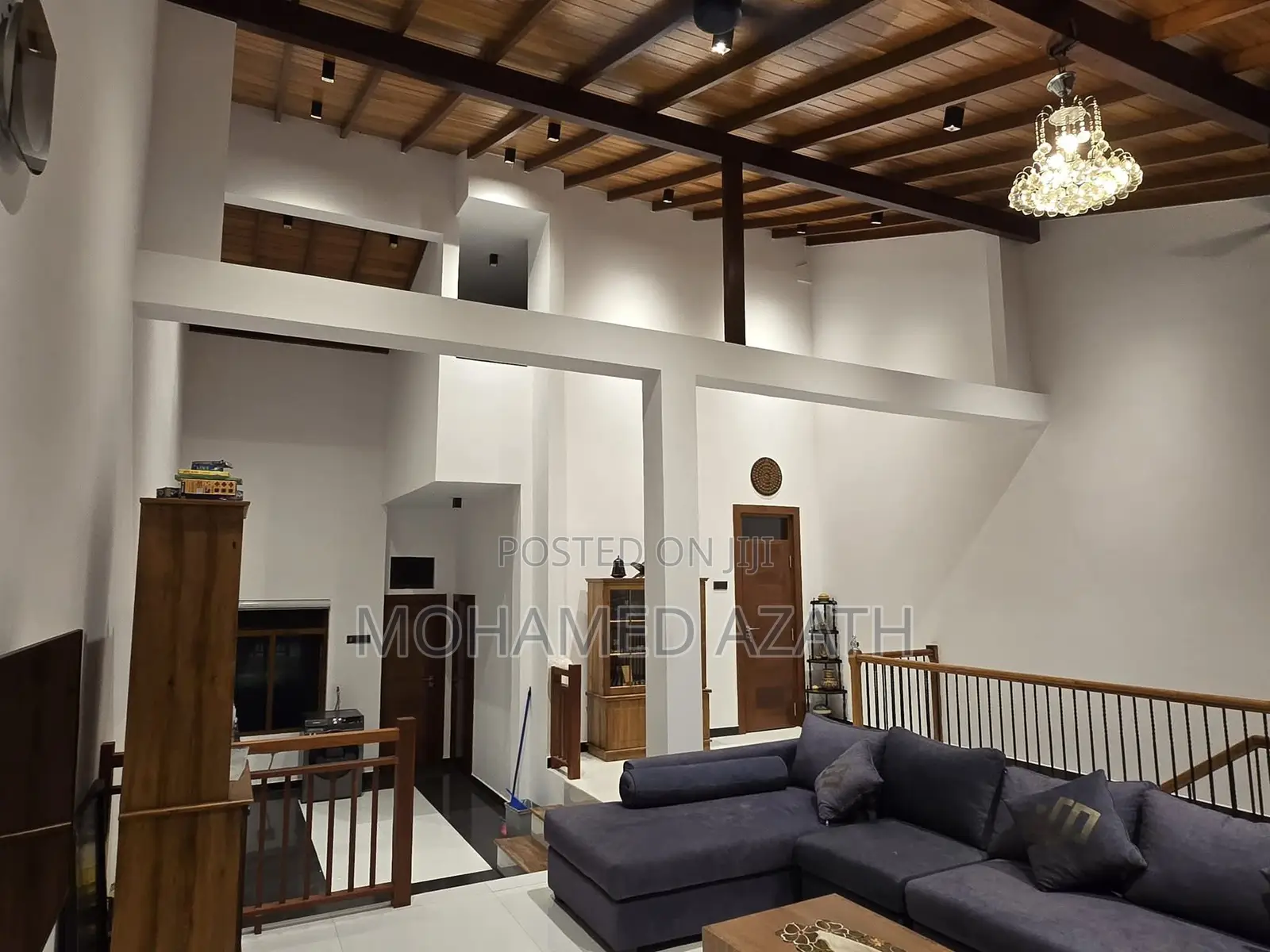 3bdrm House in 3 Story, Wellawatte for sale