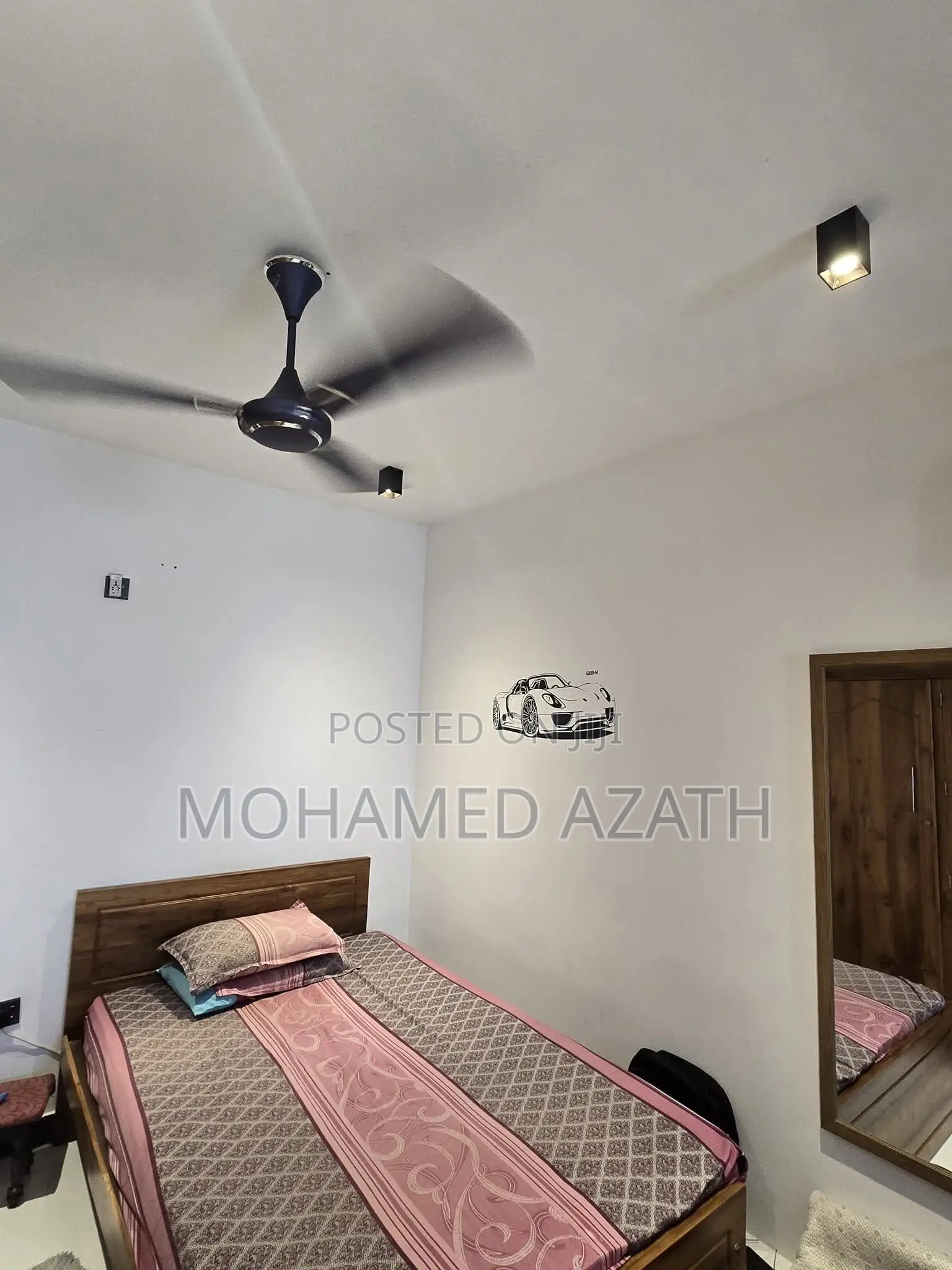 3bdrm House in 3 Story, Wellawatte for sale