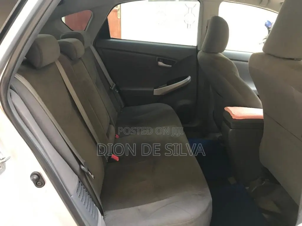 Toyota Prius I 2011 Gray