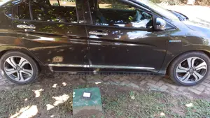 Honda Grace 1.5 Hybrid FWD 2014 Brown