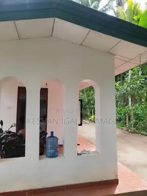 3bdrm House in Divulapitiya for sale