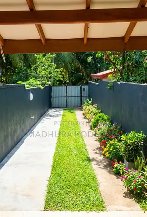 3bdrm House in Athurugiriya for sale