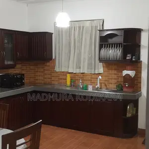 3bdrm House in Athurugiriya for sale