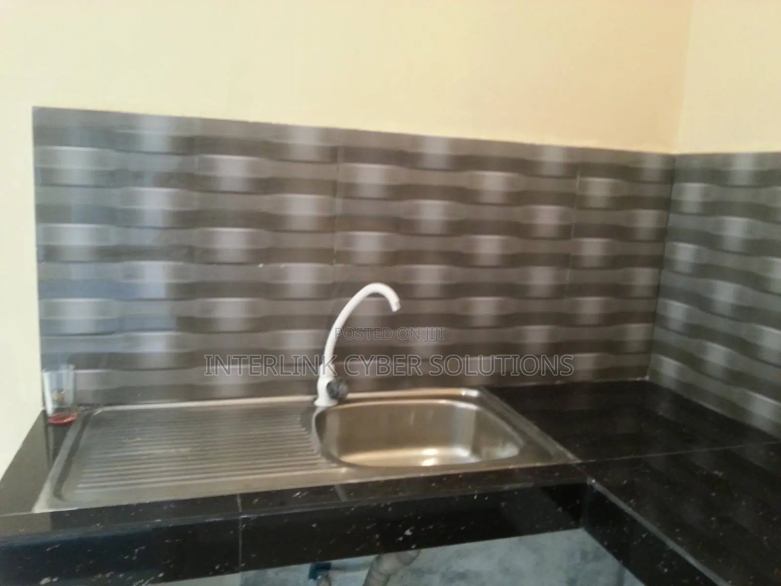 5bdrm House in Panadura for sale