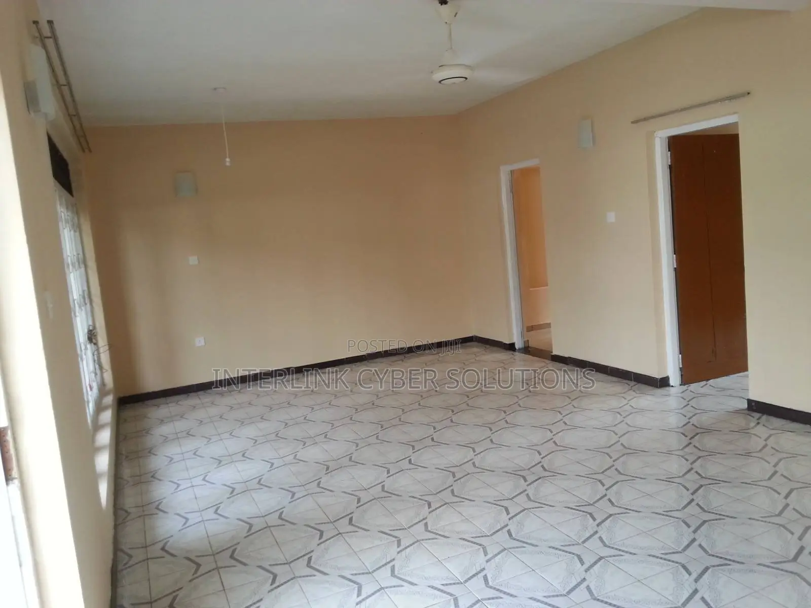 5bdrm House in Panadura for sale