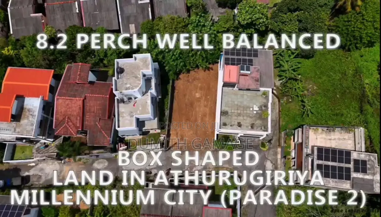 8.2 Perch Slanted Land in Oruwala, Athurugiriya(Free From Flood Risks)