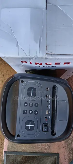 Singer Bluetooth Speaker