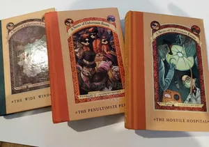 A Series of Unfortunate Events Hardcover Set: Books 3, 8, 12