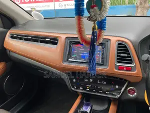 Honda Vezel 1.5 Hybrid 2WD 2015 Green