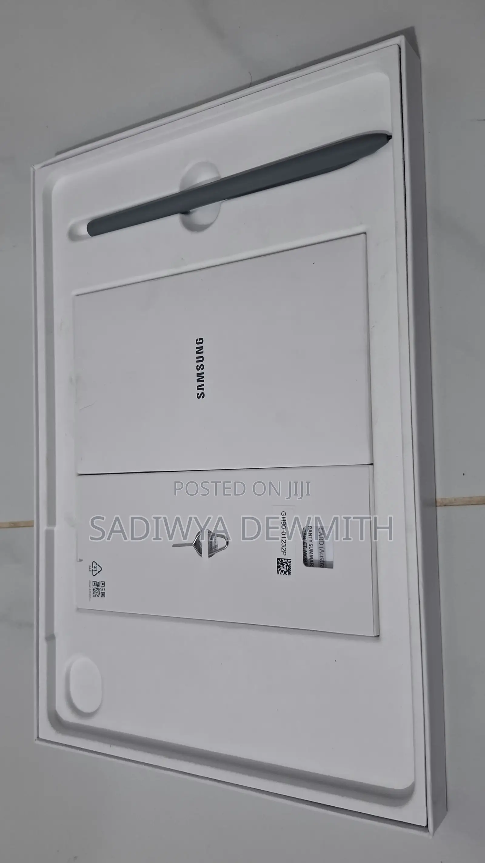 New Samsung Galaxy Tab S9 FE 128 GB Gray