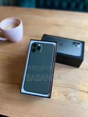 New Apple iPhone 11 Pro Max 256 GB Black