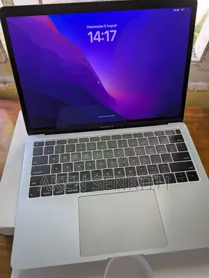 Photo - Laptop Apple MacBook Air 2019 8GB Intel Core I5 SSD 128GB