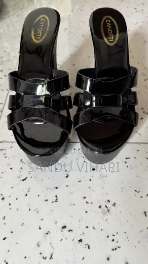 5 Inch High Quality Black Heels for Women