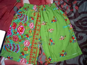 Short කිවුලට්