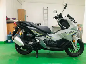 New Honda 2025 Gray