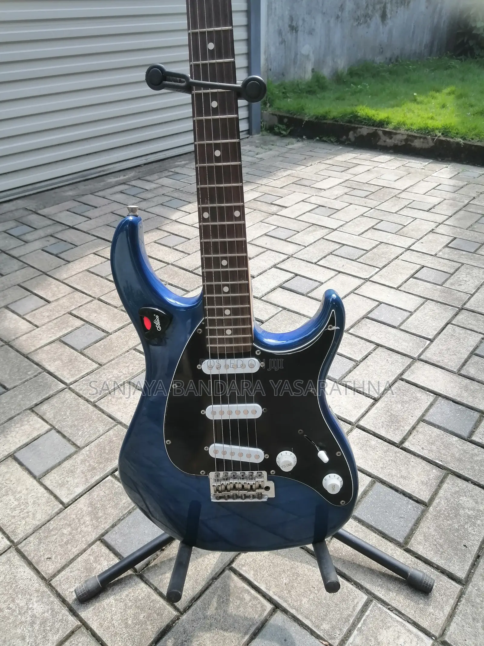 Electric Guitar for Sell