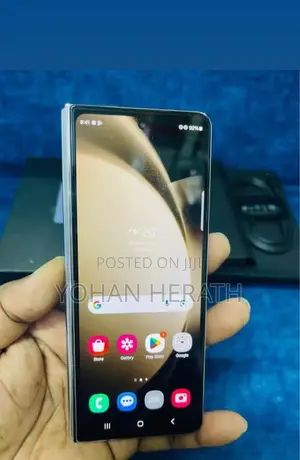 Photo - Samsung Galaxy Z Fold 5 512 GB Purple