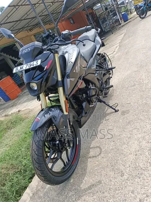 New Bajaj Pulsar N160 2025 Black