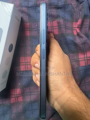 Vivo Y19 128 GB Blue