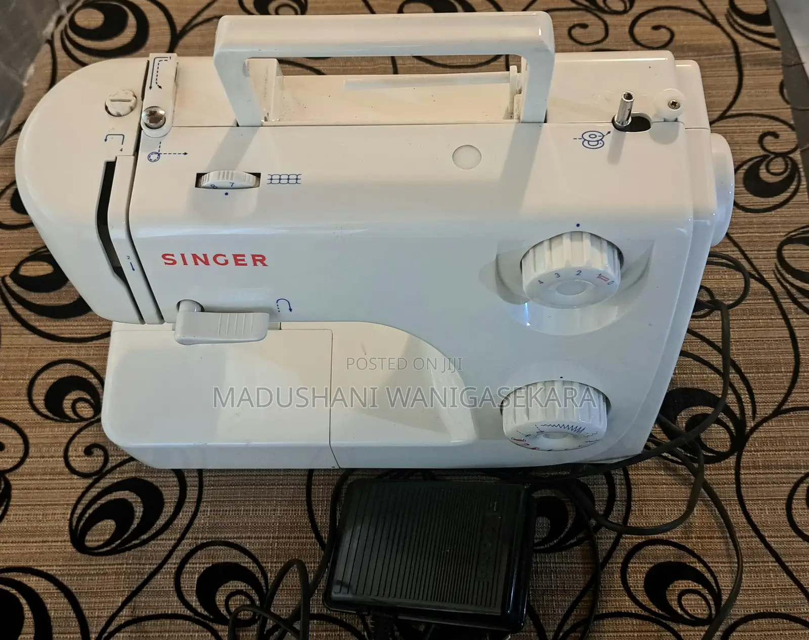 Sewing Machine Zig Zag Portable, 8 Built in Stitches