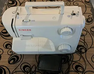 Sewing Machine Zig Zag Portable, 8 Built in Stitches