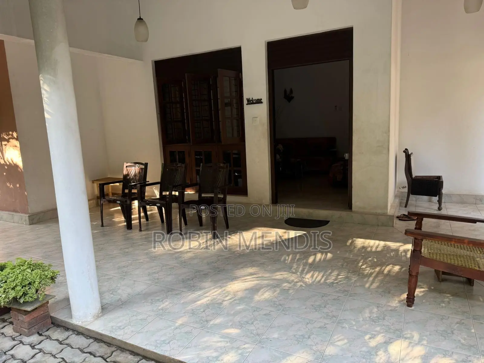 8bdrm House in Andiambalama, Minuwangoda for sale
