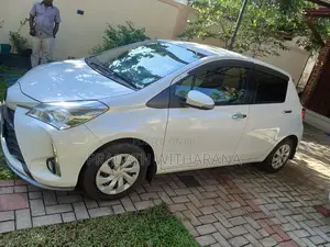 Toyota Vitz 2019 Pearl