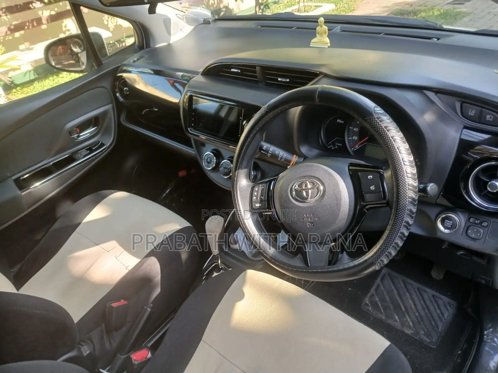 Toyota Vitz 2019 Pearl