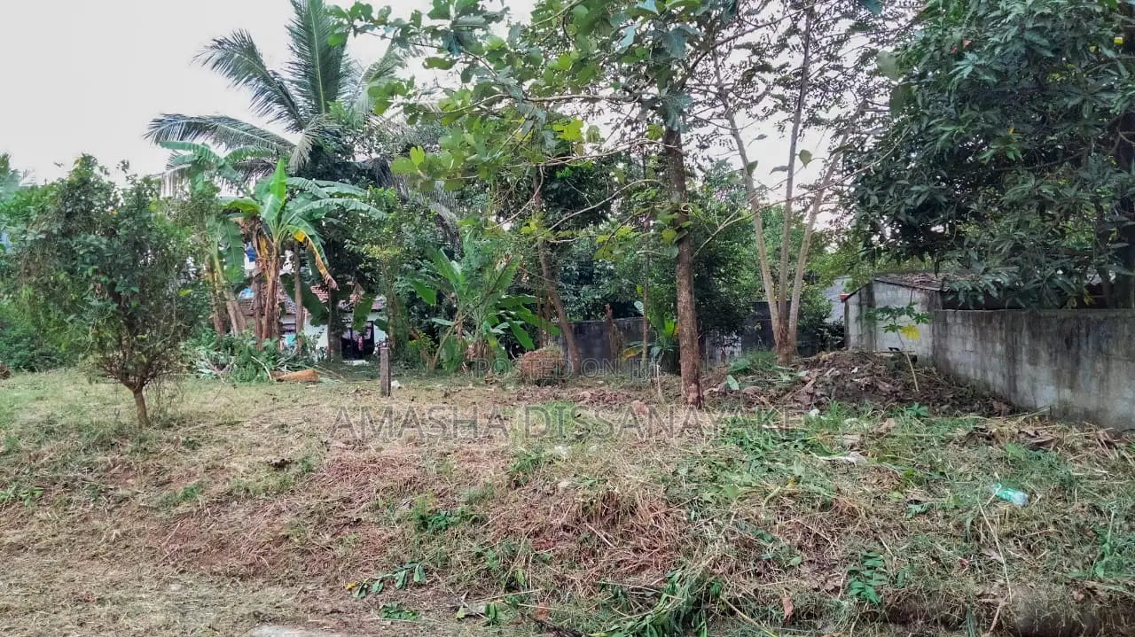 Land for Sale in Athurugiriya