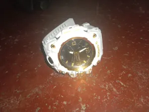 Brand New Casio G-Shock - White/Gold