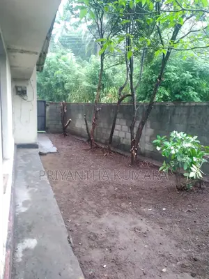 House Land Urgent Sale