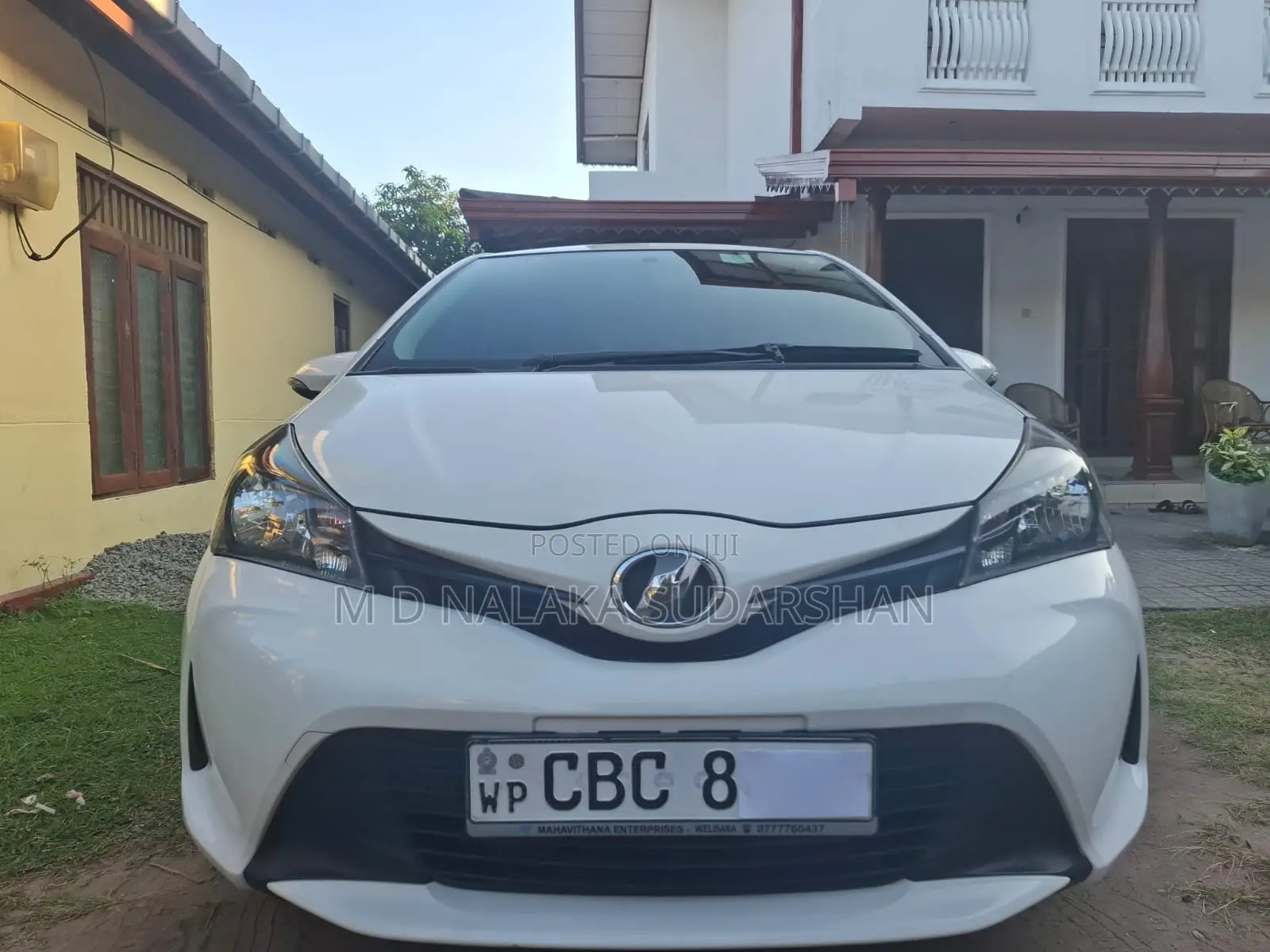 Toyota Vitz 2015 White