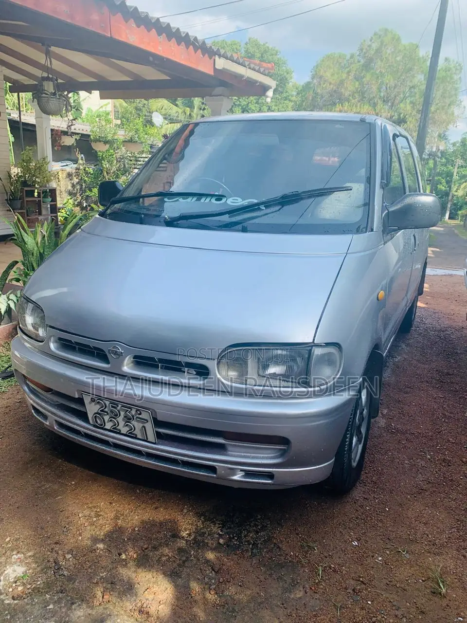 Nissan Serena 1999 Grey