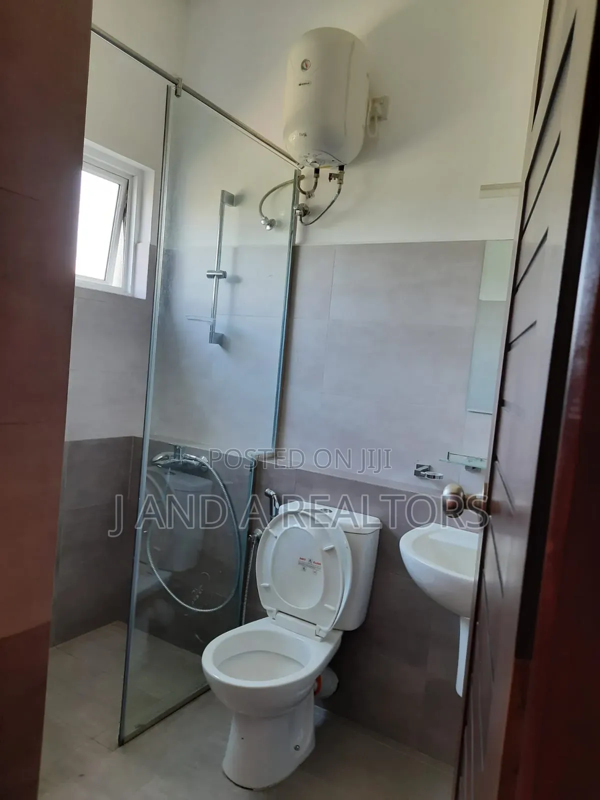 Furnished 2bdrm Apartment in Odiliya, Wattala for rent