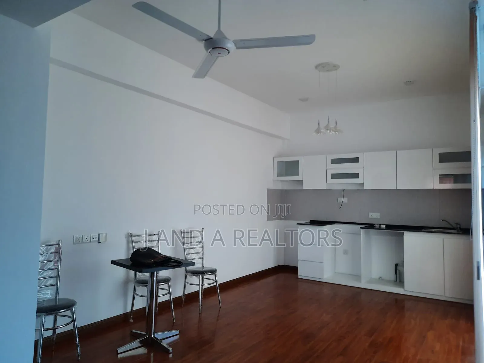 Furnished 2bdrm Apartment in Odiliya, Wattala for rent