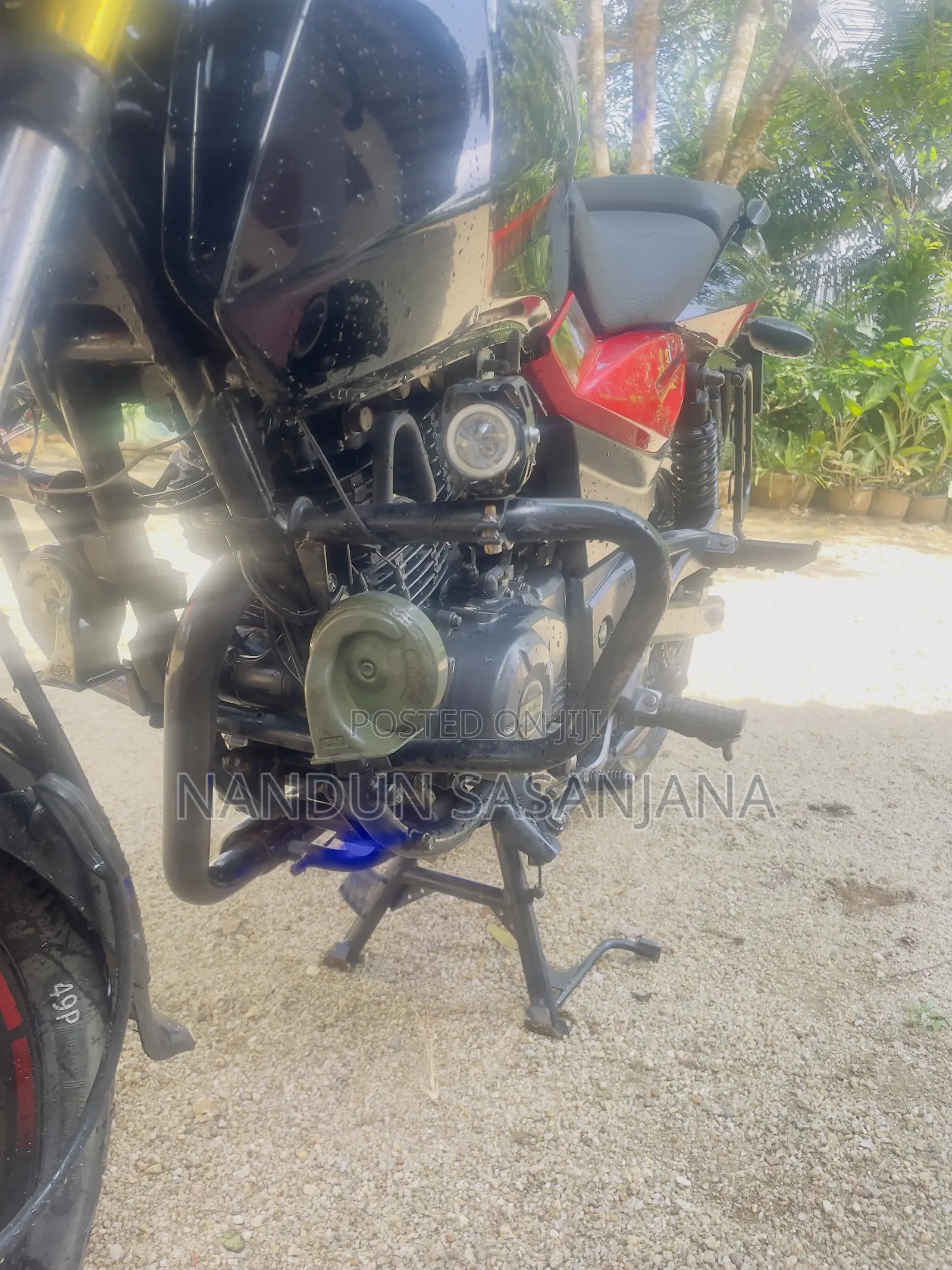 Bajaj Pulsar 150 2019 Red