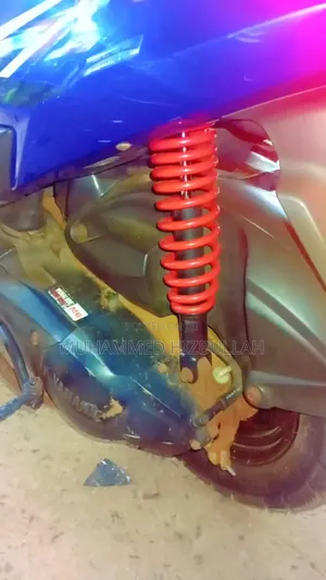 New Yamaha 2018 Blue