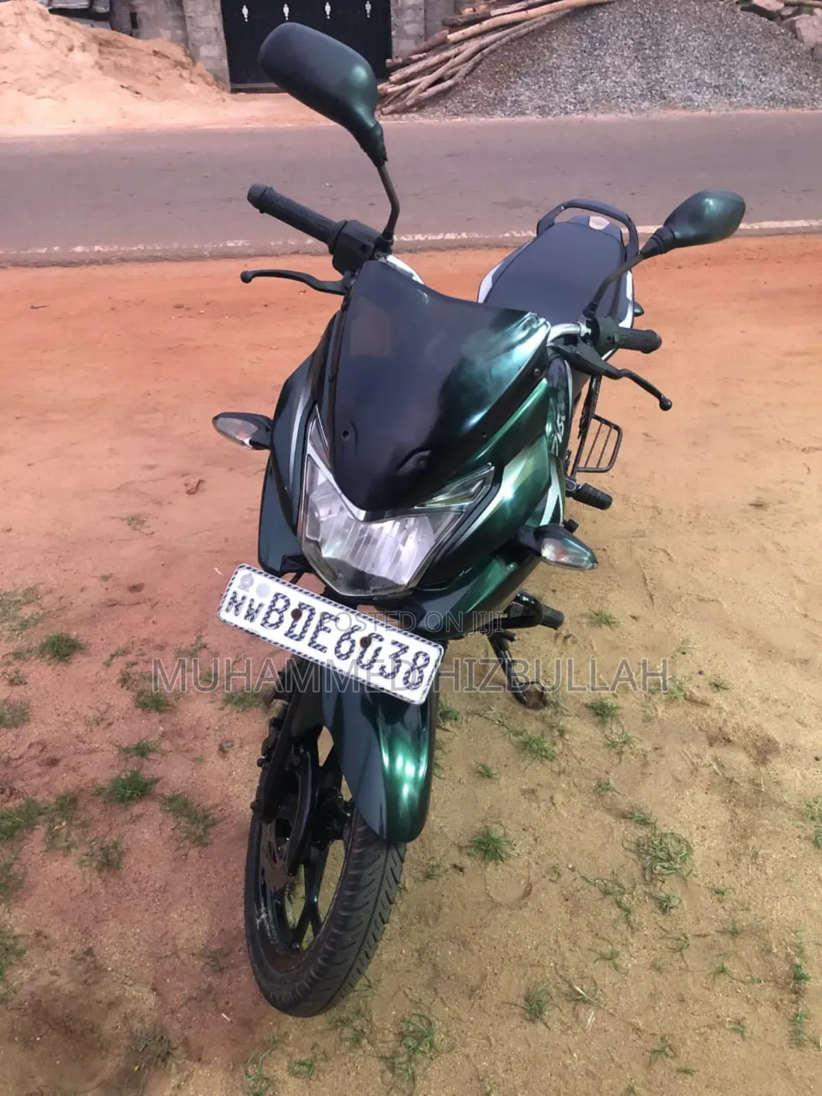 New Bajaj Discover 150 2015 Black