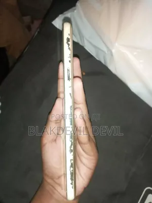 Samsung Galaxy J7 16 GB Yellow