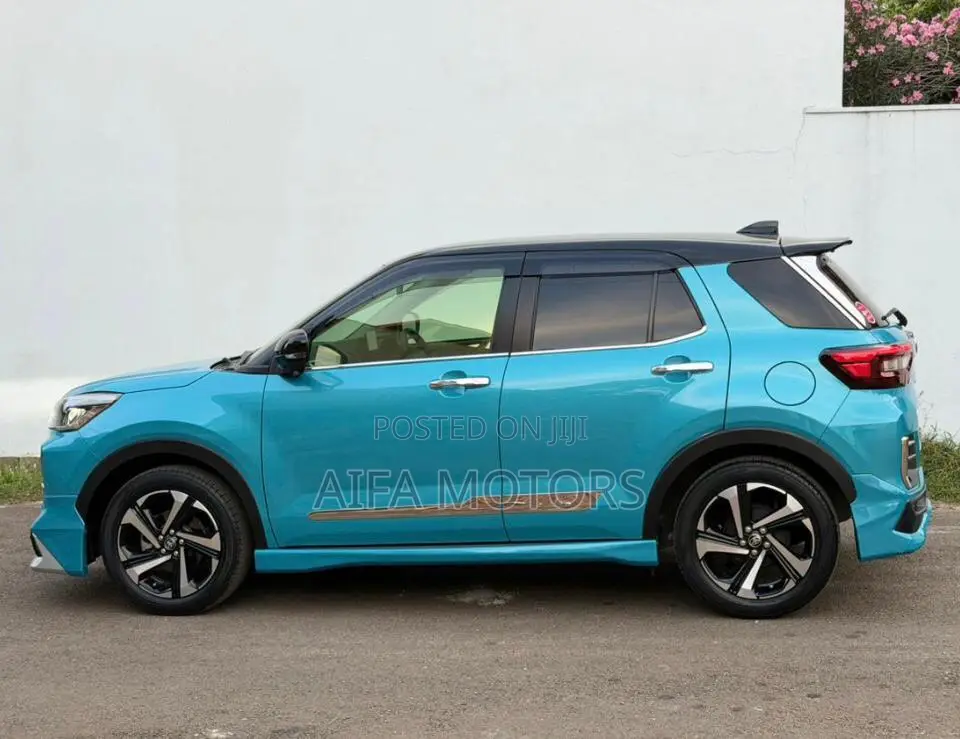 Toyota Raize 1.2 Hybrid FWD 2023 Blue