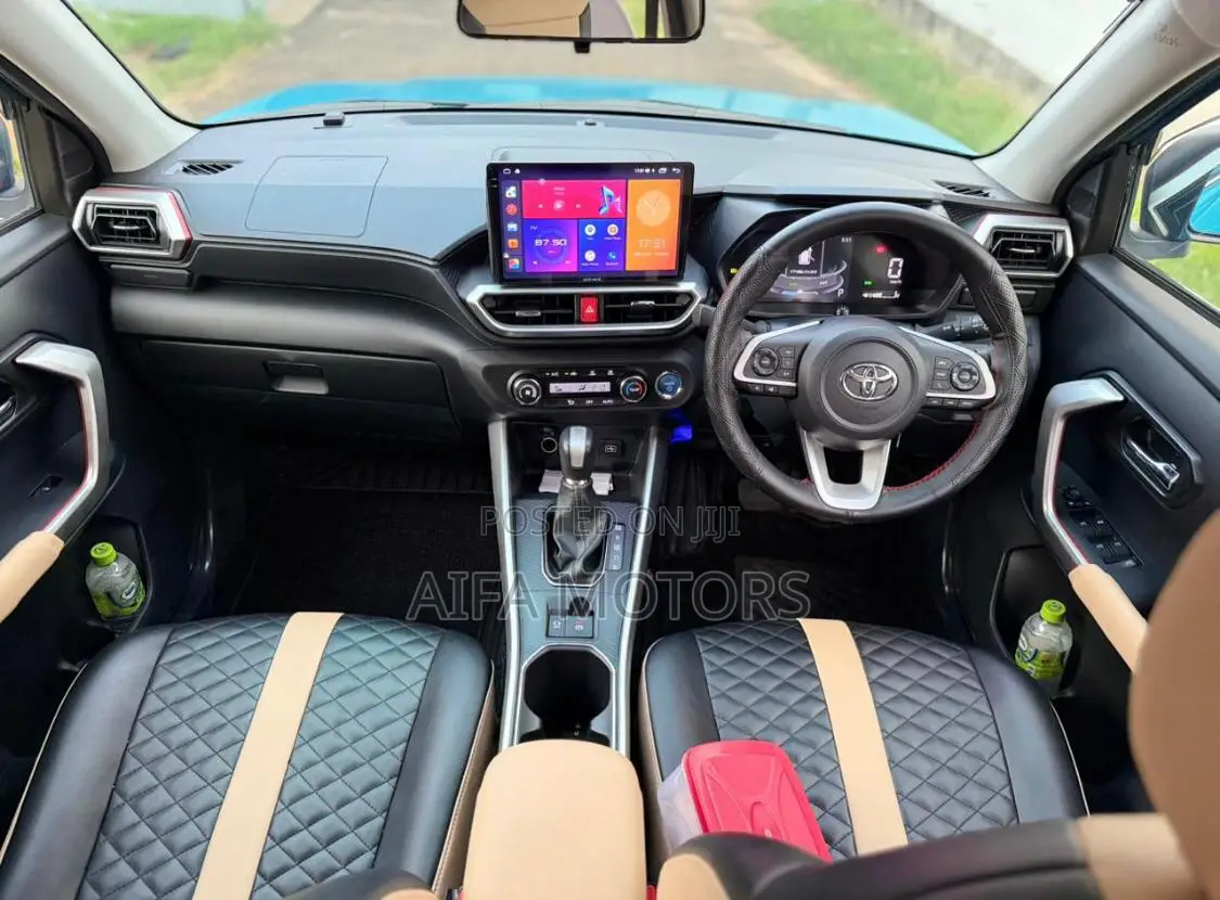 Toyota Raize 1.2 Hybrid FWD 2023 Blue