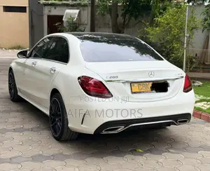 Mercedes-Benz C200 2019 White