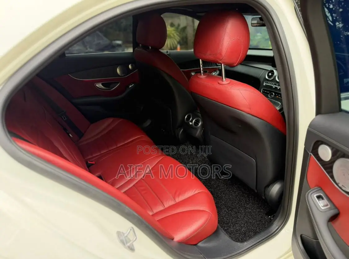 Mercedes-Benz C200 2019 White