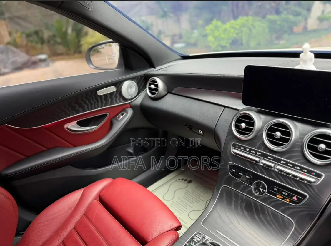 Mercedes-Benz C200 2019 White