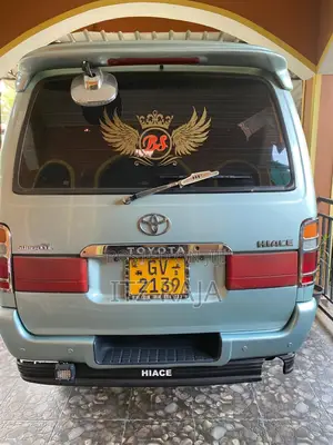 Toyota HiAce 1997 Green