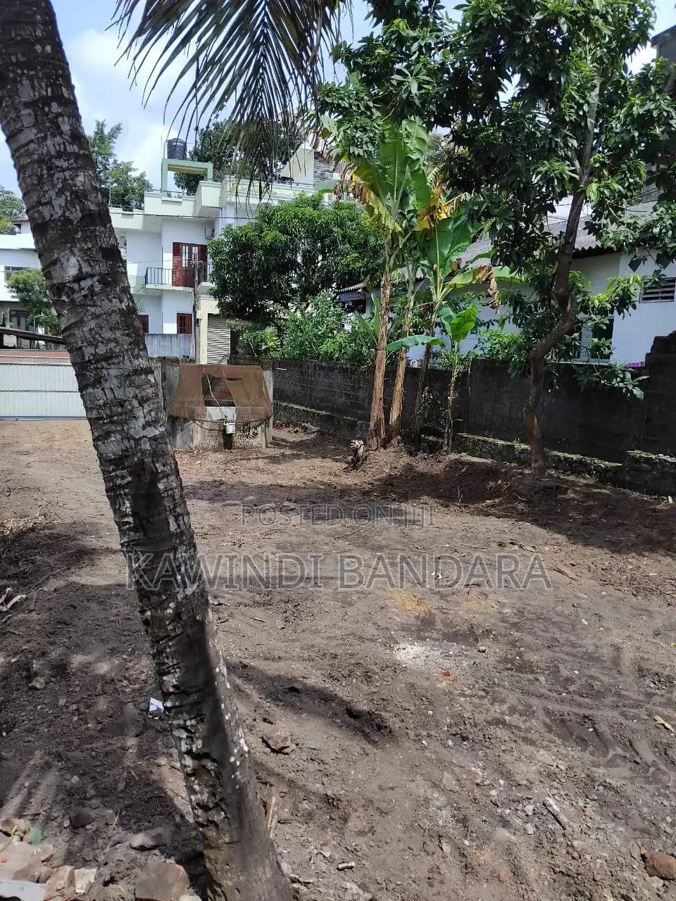 Land for Sale in Koswatte